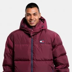 Ανδρικά Tommy Jeans Alaska Ανδρικό Puffer Μπουφάν Deep Rouge 11 Ανδρικά Tommy Jeans Alaska Ανδρικό Puffer Μπουφάν Deep Rouge -Μπουφάν Εκπτώσεις tommy jeans alaska puffer 3